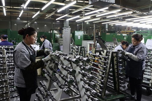 亚新科凸轮轴 以卓越品质领跑市场，借互联网东风续写辉煌